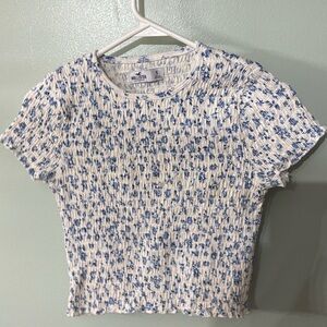 Hollister smocked floral top. Size: small blue baby bell floral.